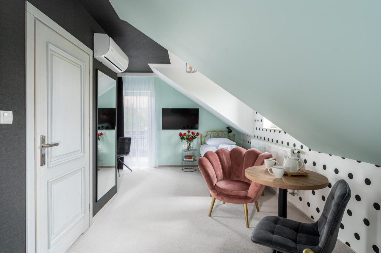 Zamkowe Apartamenty 산도미에르즈 외부 사진