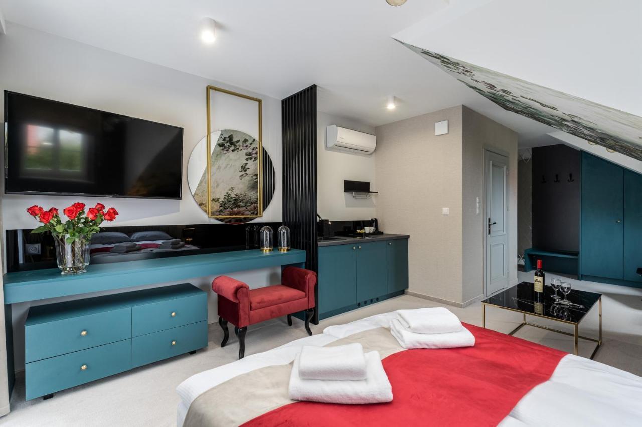 Zamkowe Apartamenty 산도미에르즈 외부 사진